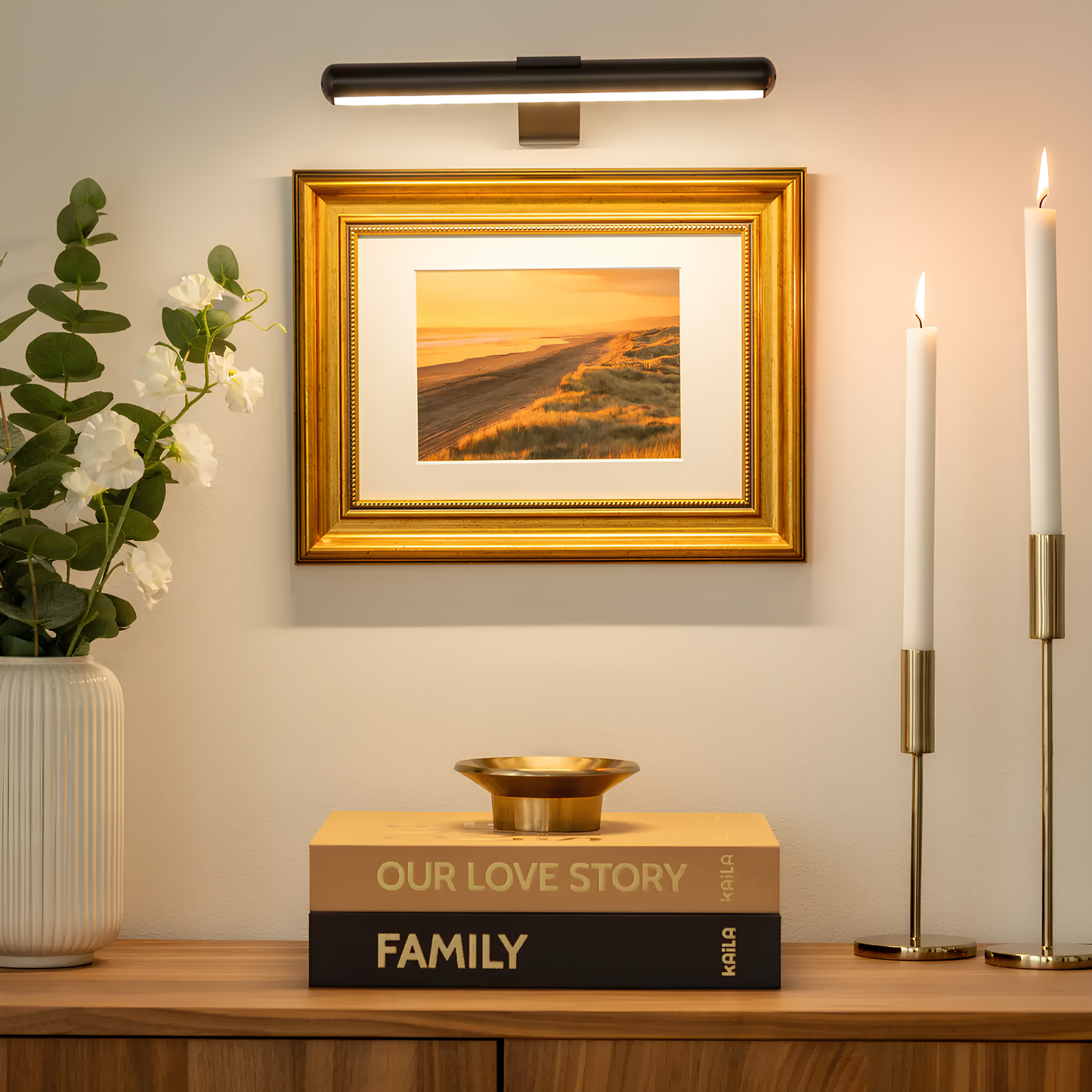 Cordless LED Picture Light – Dimmable Wall Lamp for Artwork