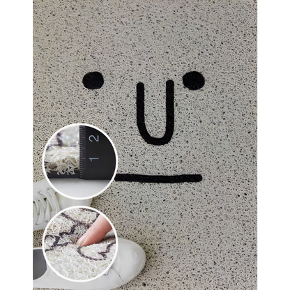 Smiley Doormat – Non-Slip PVC with Quick-Drying Surface