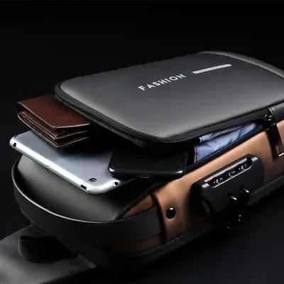 Safety Backpack – Cut-Resistant & with USB Charging Port